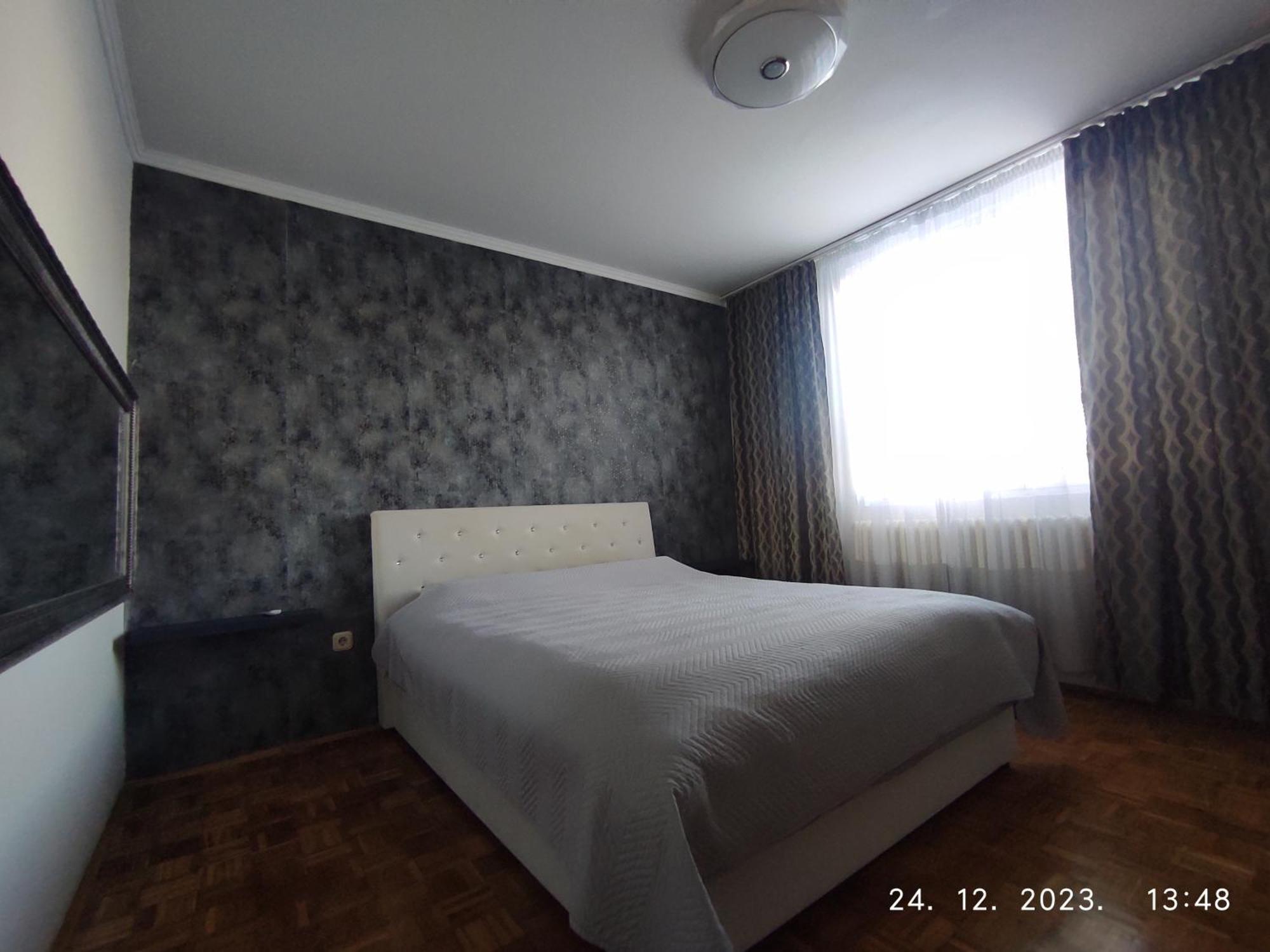 Azer Apartman *